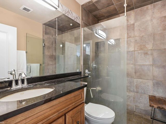 1001 Jefferson Avenue 1J, Detroit, MI 48226