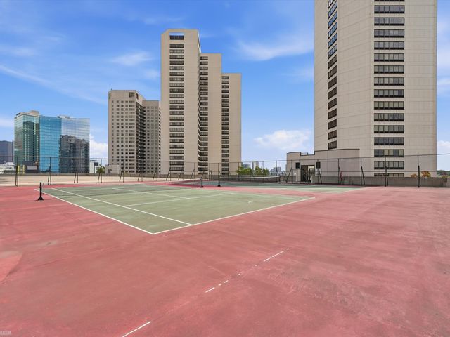 1001 Jefferson Avenue 1J, Detroit, MI 48226