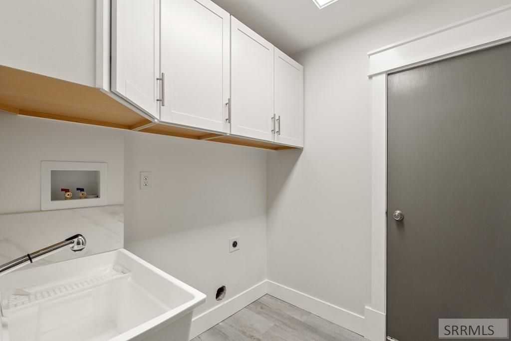 Image 21 of property listing at 225 W Kootenai Way, Rockland, ID 83271