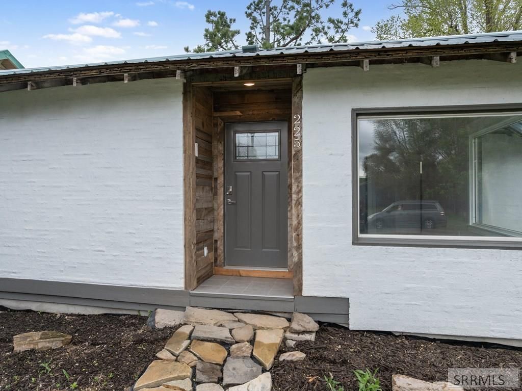 Image 26 of property listing at 225 W Kootenai Way, Rockland, ID 83271