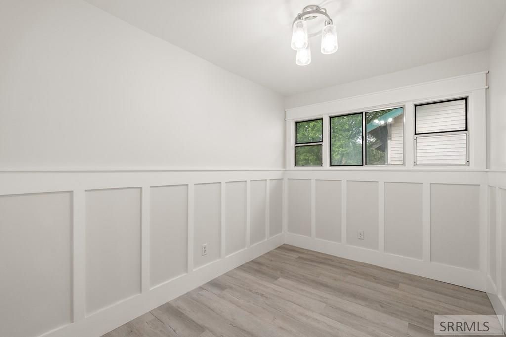 Image 8 of property listing at 225 W Kootenai Way, Rockland, ID 83271