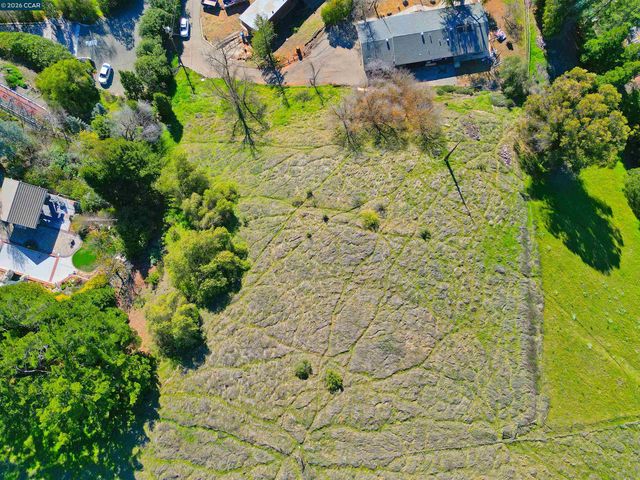 2590 Caballo Ranchero Dr, Diablo, CA 94528