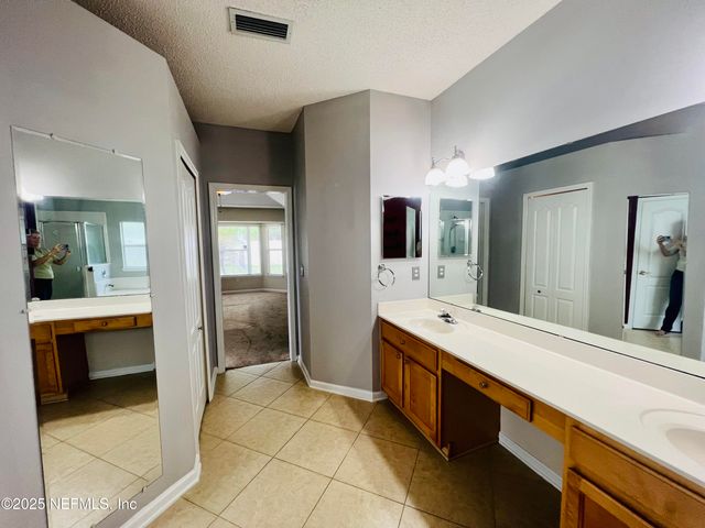 9332 BERESFORD Court, Jacksonville, FL 32244