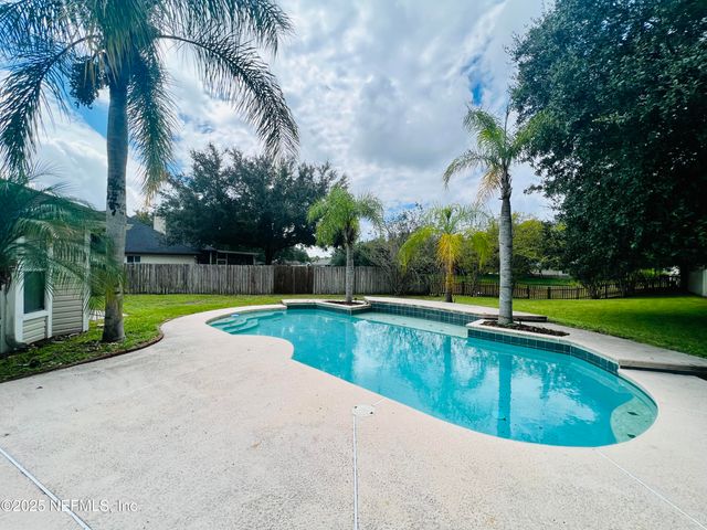 9332 BERESFORD Court, Jacksonville, FL 32244