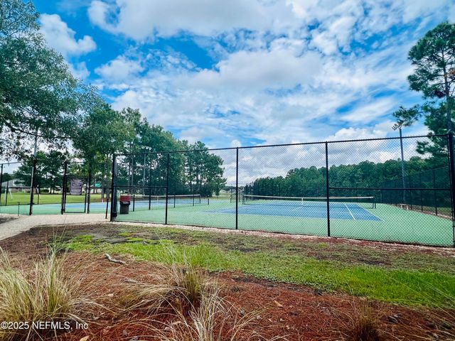 9332 BERESFORD Court, Jacksonville, FL 32244