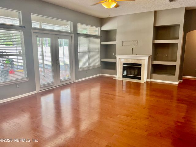 9332 BERESFORD Court, Jacksonville, FL 32244