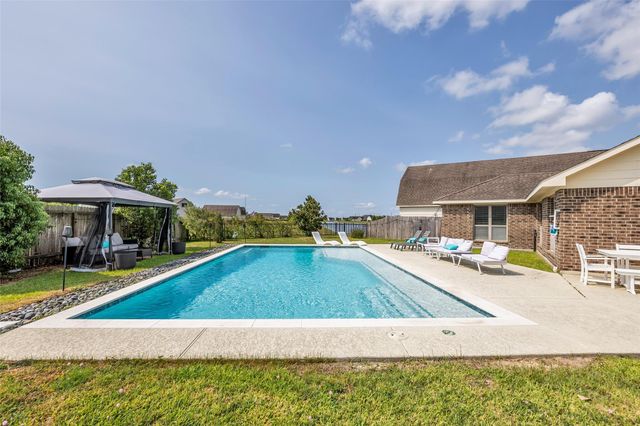 6746 Conroe Circle, Manvel, TX 77578