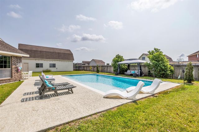 6746 Conroe Circle, Manvel, TX 77578