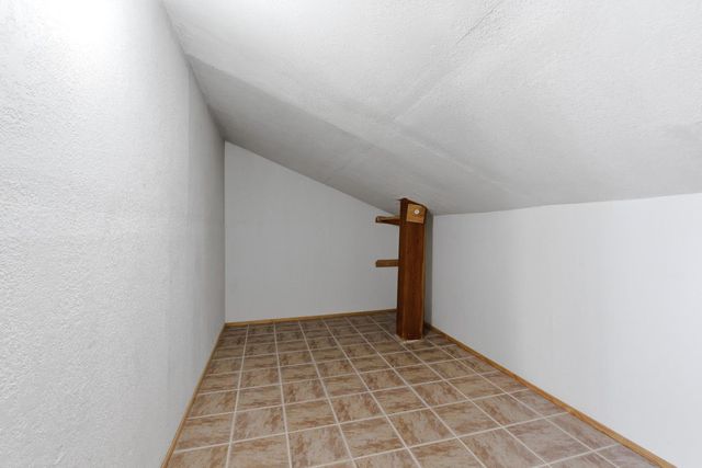 865 Mckelvy Avenue, Clovis, CA 93611