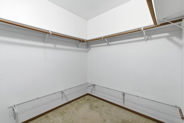 865 Mckelvy Avenue, Clovis, CA 93611