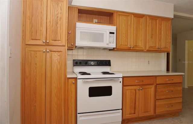 405 S CAMELLIA AVENUE, Crystal River, FL 34429