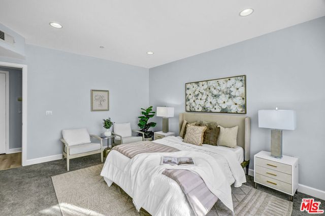 14412 Killion Street 205, Sherman Oaks, CA 91401