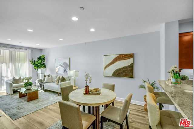 14412 Killion Street 205, Sherman Oaks, CA 91401