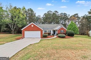415 Crested View Drive, Loganville, GA 30052