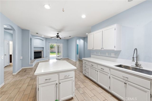 44154 Coral, Lancaster, CA 93536