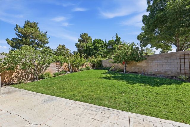 44154 Coral, Lancaster, CA 93536