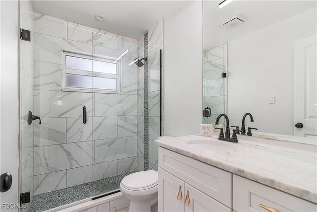 2303 Club House RD, North Fort Myers, FL 33917