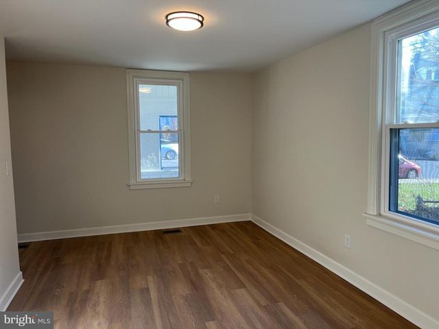 228 HAMILTON AVE, Waynesboro, PA 17268