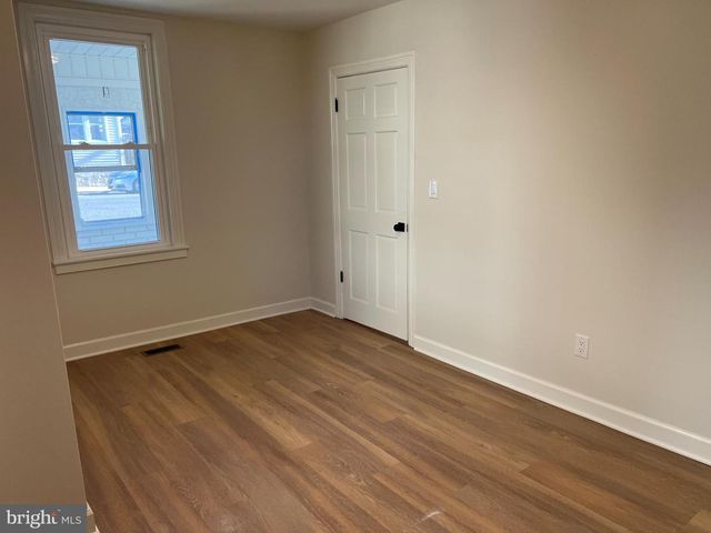 228 HAMILTON AVE, Waynesboro, PA 17268