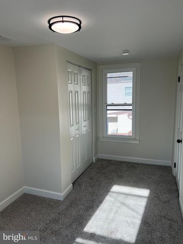 228 HAMILTON AVE, Waynesboro, PA 17268