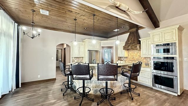 7418 E County Rd 93, Midland, TX 79706