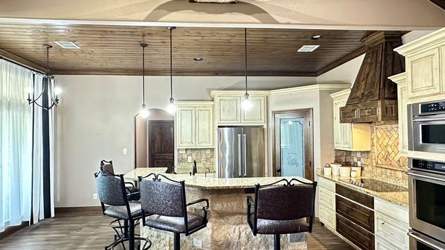 7418 E County Rd 93, Midland, TX 79706