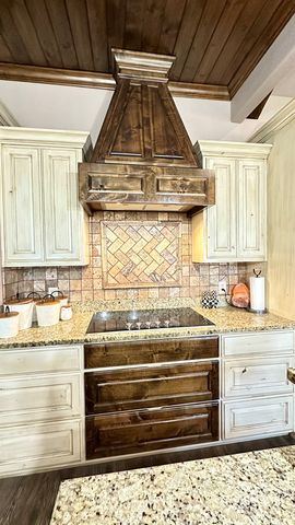 7418 E County Rd 93, Midland, TX 79706