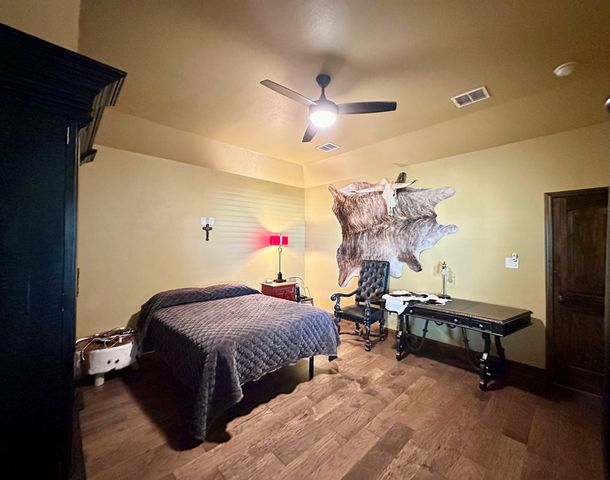 7418 E County Rd 93, Midland, TX 79706