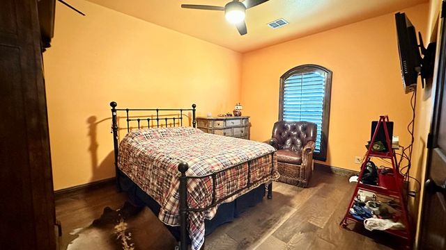 7418 E County Rd 93, Midland, TX 79706