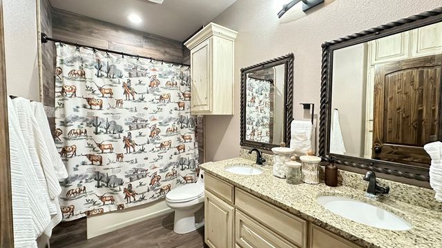 7418 E County Rd 93, Midland, TX 79706