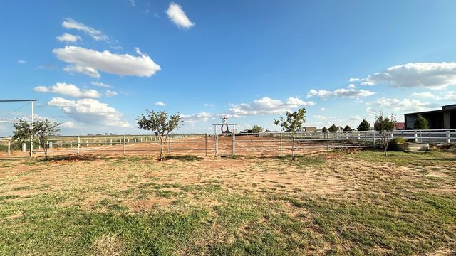 7418 E County Rd 93, Midland, TX 79706