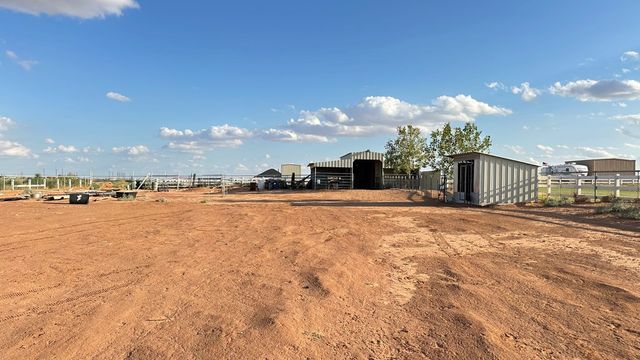 7418 E County Rd 93, Midland, TX 79706