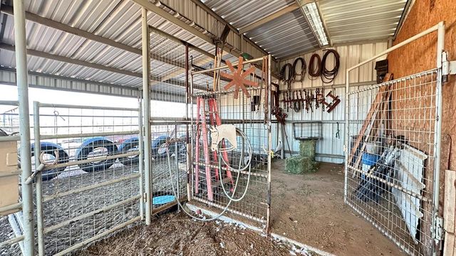 7418 E County Rd 93, Midland, TX 79706