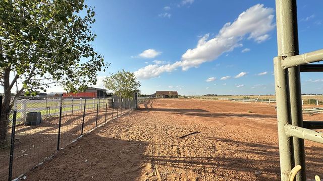 7418 E County Rd 93, Midland, TX 79706
