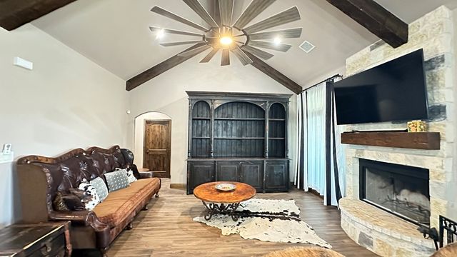 7418 E County Rd 93, Midland, TX 79706