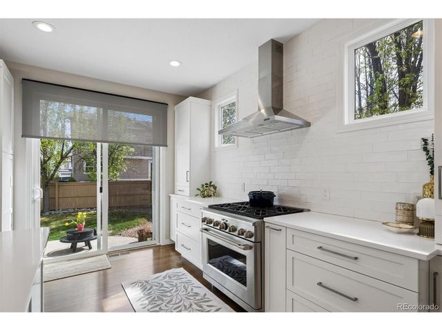 2677 Pemberly Ave, Highlands Ranch, CO 80126