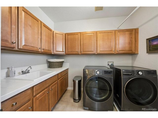 2677 Pemberly Ave, Highlands Ranch, CO 80126