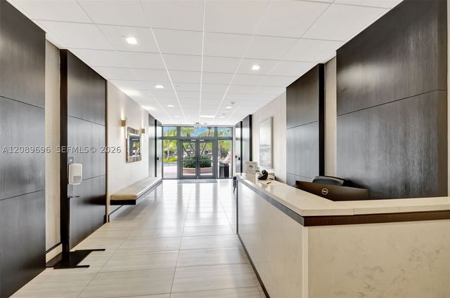 90 Edgewater Dr 327, Coral Gables, FL 33133