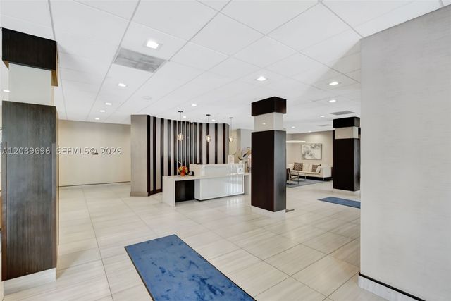 90 Edgewater Dr 327, Coral Gables, FL 33133