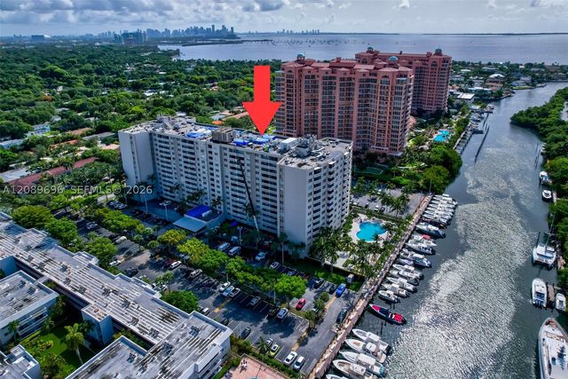 90 Edgewater Dr 327, Coral Gables, FL 33133