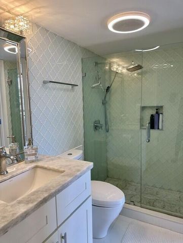 3560 S Ocean Boulevard 704, South Palm Beach, FL 33480
