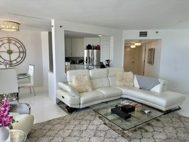 3560 S Ocean Boulevard 704, South Palm Beach, FL 33480