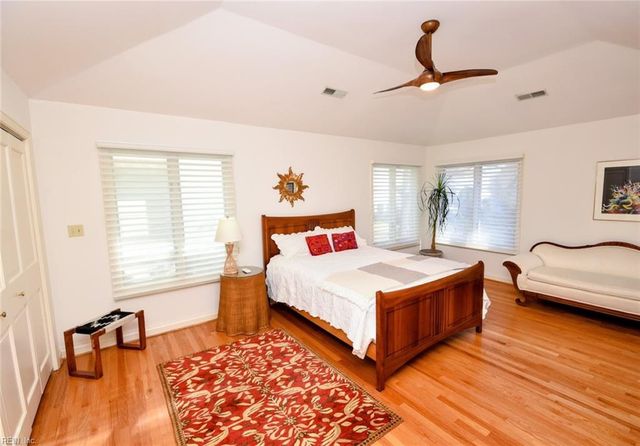 425 Maryland Court CT, Virginia Beach, VA 23451