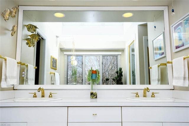 425 Maryland Court CT, Virginia Beach, VA 23451