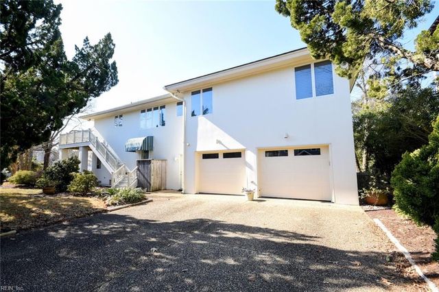 425 Maryland Court CT, Virginia Beach, VA 23451