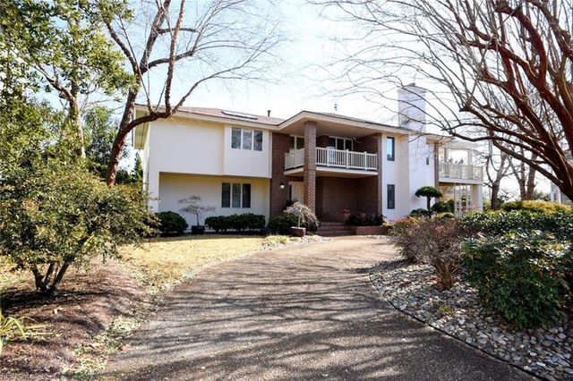 425 Maryland Court CT, Virginia Beach, VA 23451