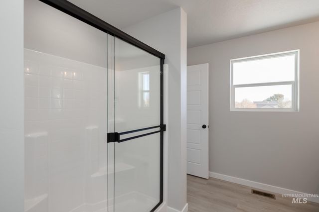 2058 S Border Way, Meridian, ID 83642