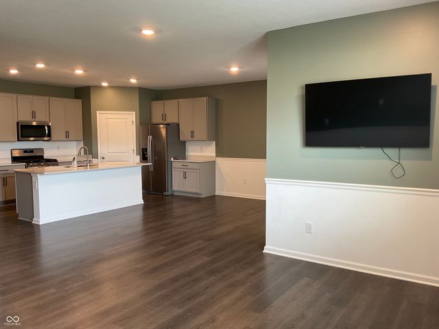 663 Blackrock Drive, Pendleton, IN 46064