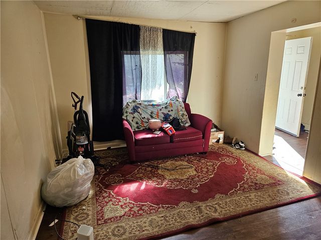 3026 Zephyr Ave, Sheraden, PA 15204