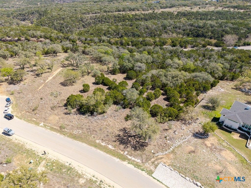 Image 18 of property listing at 1412 powder ridge rd, New Braunfels, TX 78132